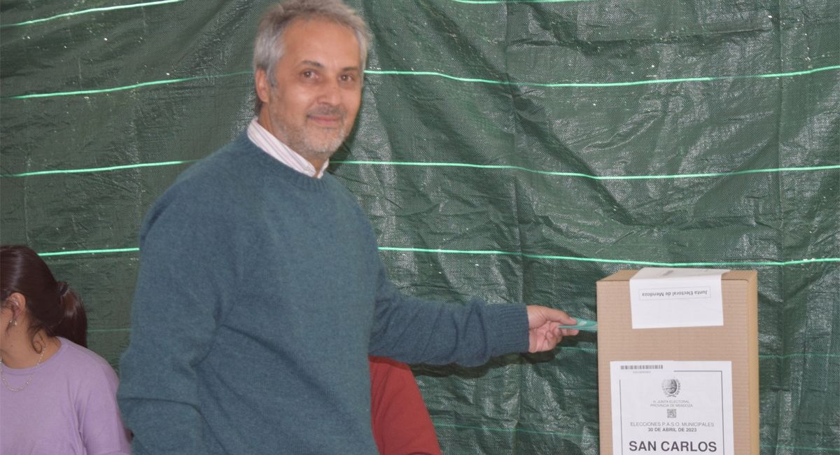 Silvio Pannocchia es candidato a intendente de San Carlos por Cambia Mendoza. Silvio Pannocchia es candidato a intendente de San Carlos por Cambia Mendoza.