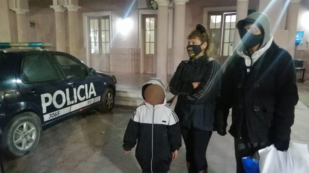 El nene estaba en perfecto estado de salud, aunque deber&aacute; ser revisado por m&eacute;dicos.