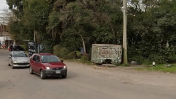 Una mujer fue asesinada a balazos cuando iba en un auto con su pareja