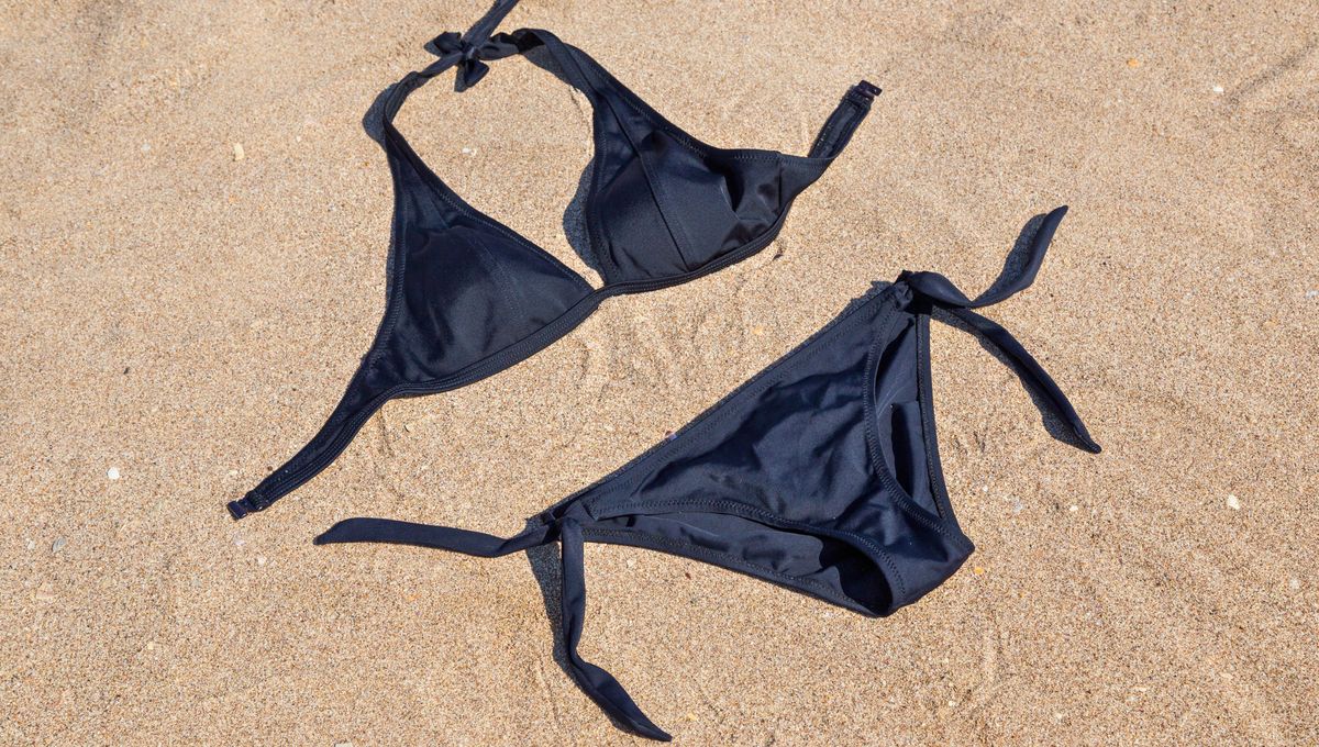 Cuanto más cuides tus bikinis más años duraran en perfecto estado. Cuanto más cuides tus bikinis más años duraran en perfecto estado. 