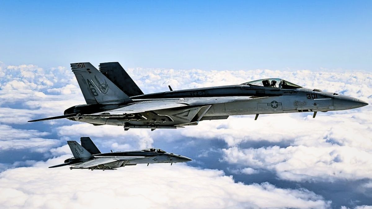 Dos aviones de combate de Estados Unidos ingresaron al espacio aéreo de Venezuela