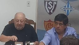 Omar Sperdutti, presidente de la Liga Mendocina de Fútbol, y el gerente Ricardo Paredes.