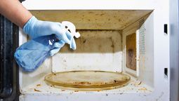 Paso a paso: consejos para limpiar el microondas con vinagre.&nbsp;