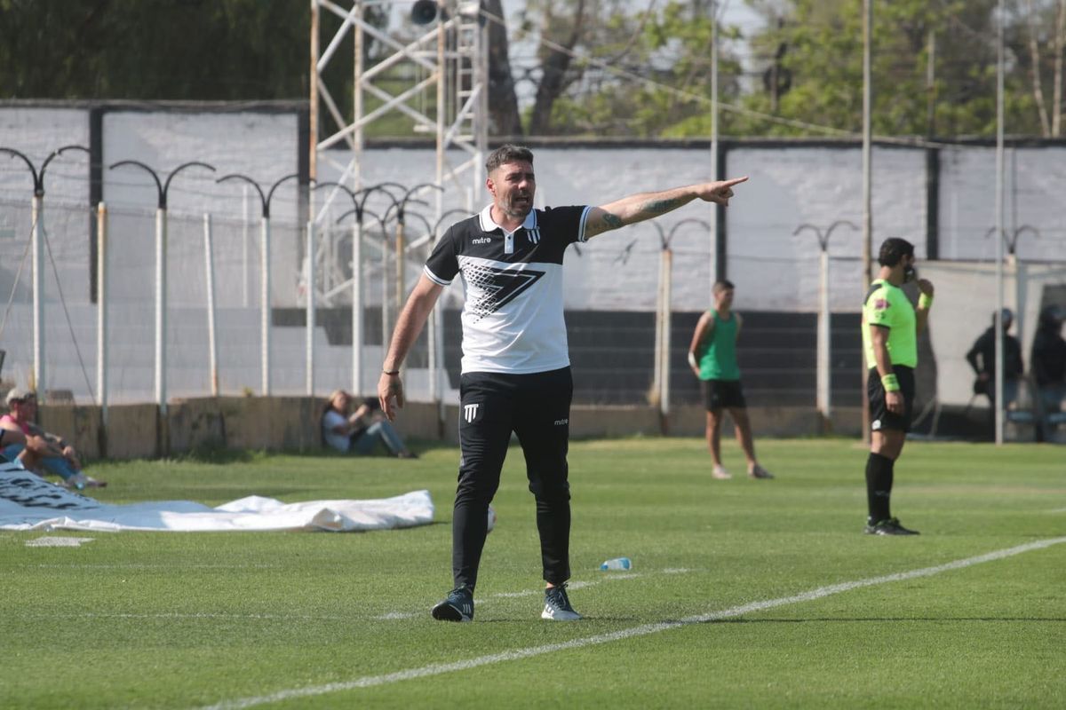 El DT hizo un análsisis del año futbolistico del Lobo y ya piensa en el armado en el plantel para la próxima temporada.