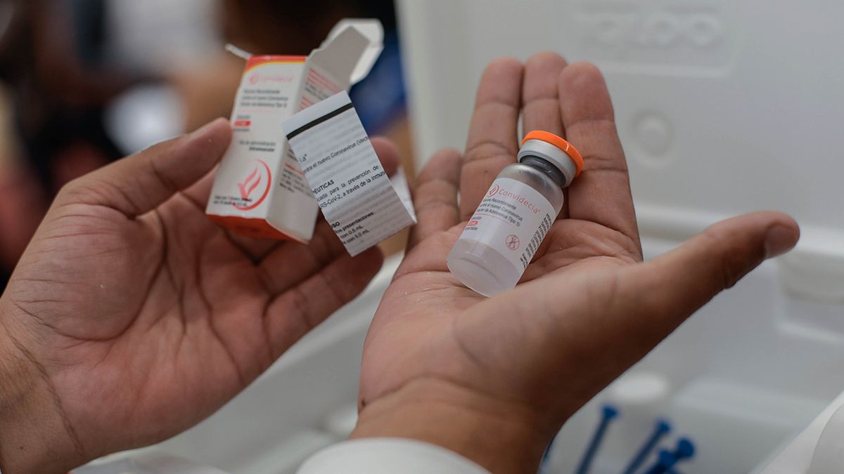 Argentina se encargará de los ensayos para conocer la eficacia de la combinación de vacunas Sputnk con CanSino.