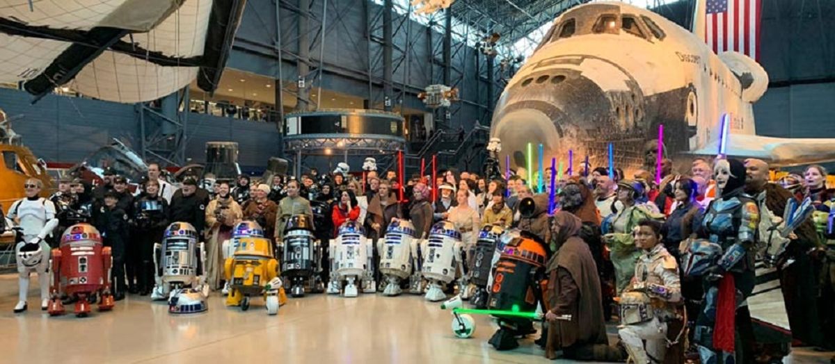 El Smithsoniano se viste de Halloween para esta época. El Smithsoniano se viste de Halloween para esta época.