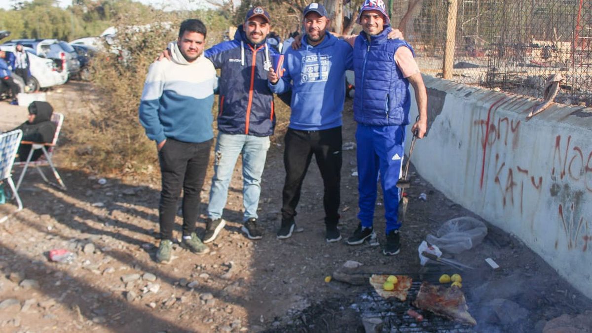 José Krauth, Bruno Campa, Maximiliano Caro y Juampi Ludeña, de Los Plátanos, Córdoba. José Krauth, Bruno Campa, Maximiliano Caro y Juampi Ludeña, de Los Plátanos, Córdoba.