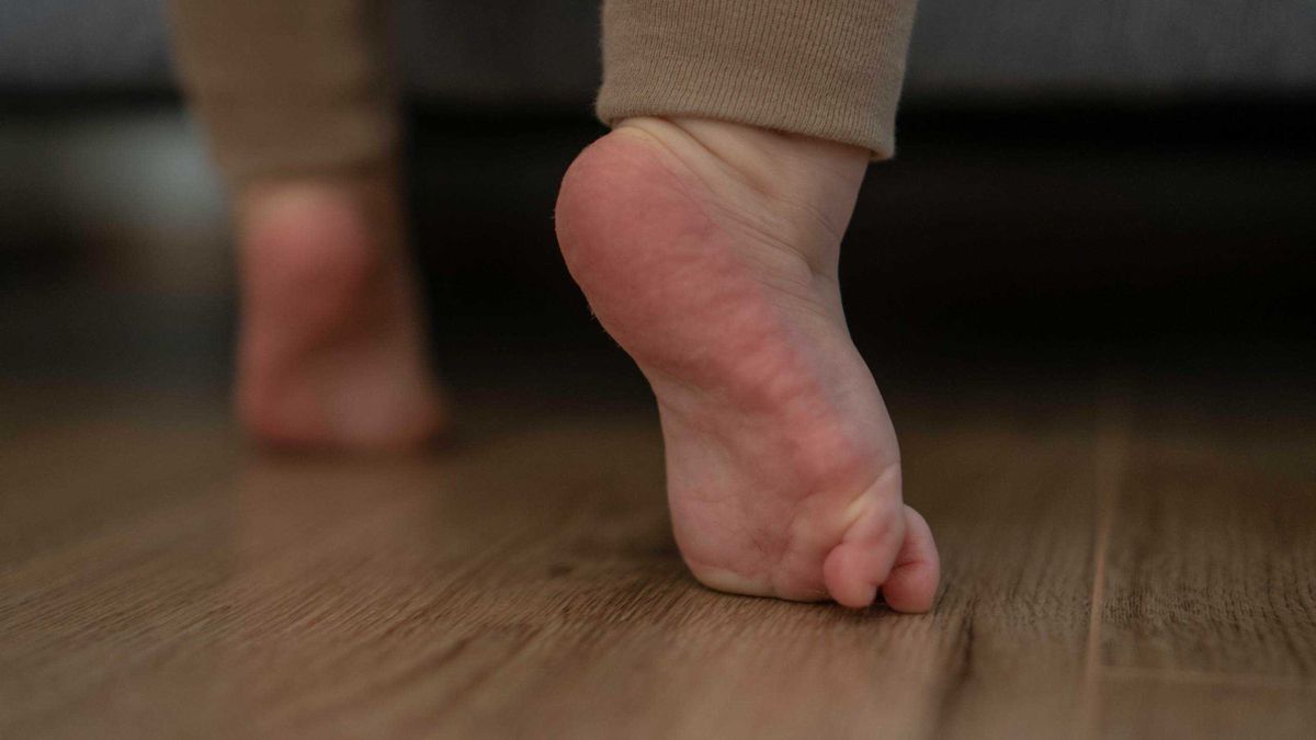 Qué significa que los niños caminen en puntas de pie, según la medicina Qué significa que los niños caminen en puntas de pie, según la medicina