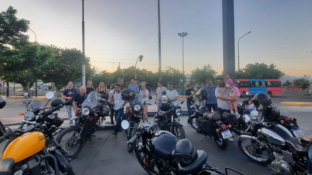 Todo listo parala gran sorpresa. Todo listo parala gran sorpresa.