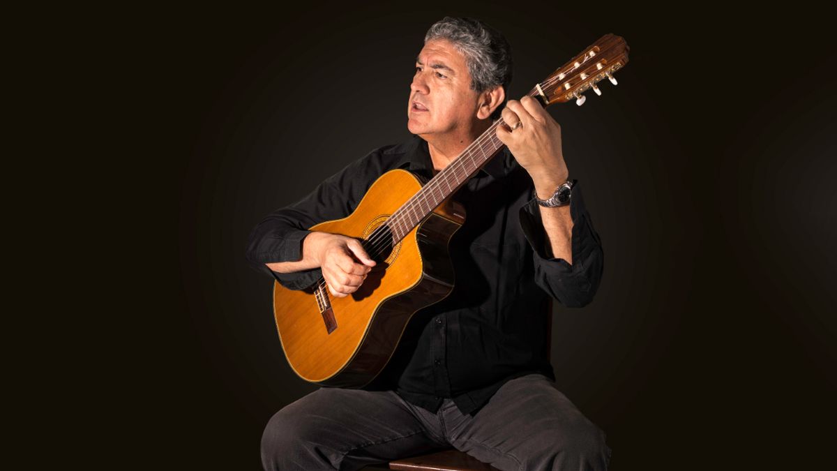 El folclorista Roberto Mercado.