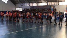Las chicas de la UNCuyo se clasificaron a los 4tos de finales en el Nacional A de handball