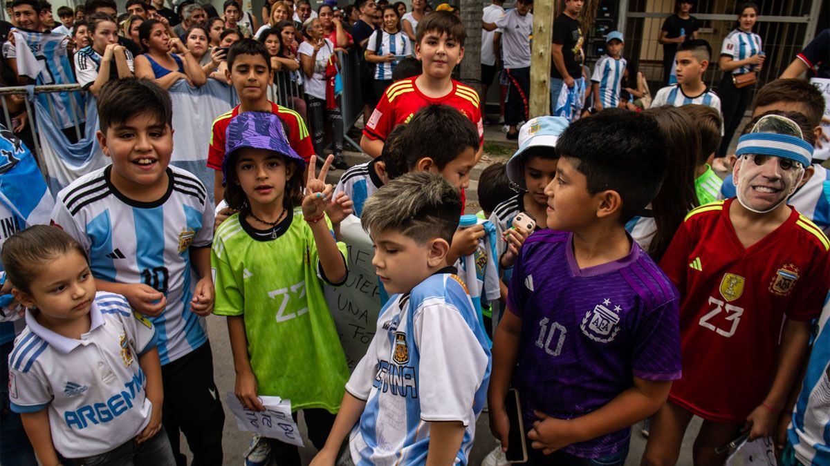 Santiago del Estero es la primera provincia en recibir a los campeones del mundo