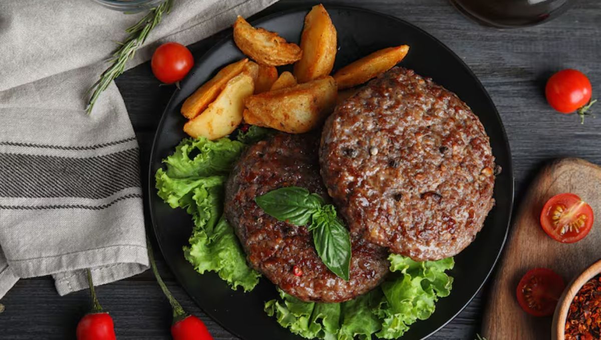 El truco casero de la papa rallada para lograr la hamburguesa más deliciosa del mundo