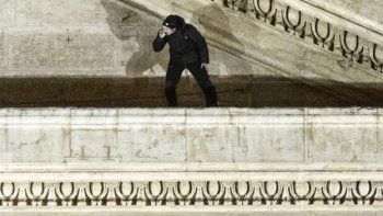 Otra vez sopa: un empresario italiano volvió a burlar la seguridad y se trepó a la Basílica de San Pedro