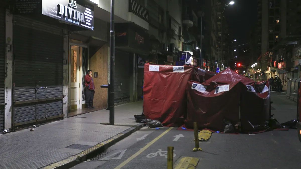 Drama en Buenos Aires: una mujer china y sus hijos murieron al caer desde un noveno piso. Se investiga un suicidio