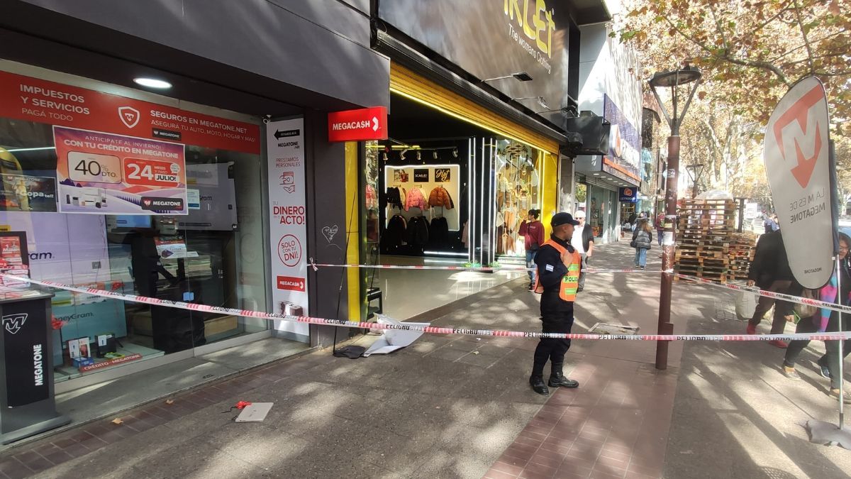 El hecho ocurrió en pleno centro en Avenida San Martín al 1293.