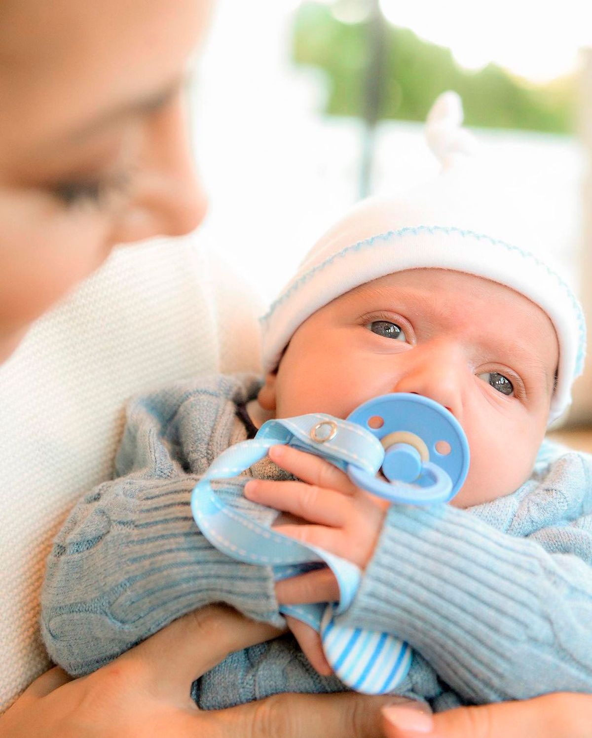 Francisco cumplió un mes de vida y su mamá, Fabiola Yañez, lo celebró en las redes.