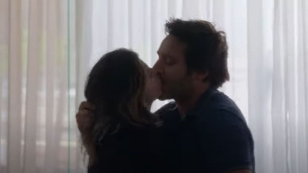 La tremenda escena de sexo de Benjamín Vicuña y la China Suárez en su nueva serie.