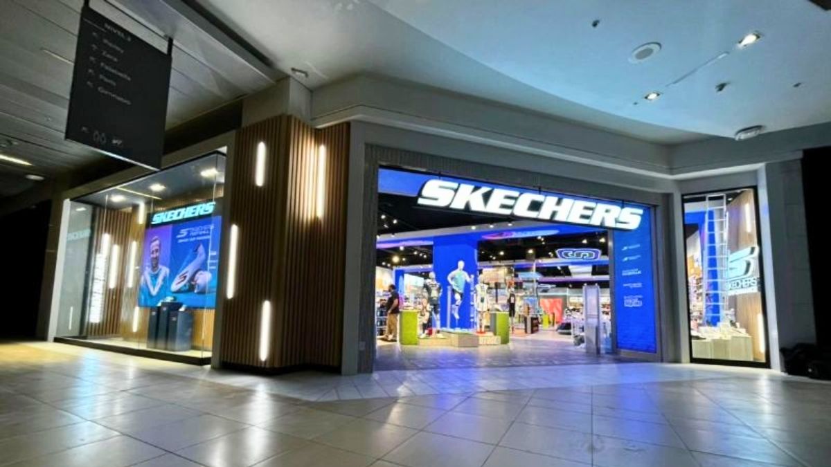 El nuevo local de ropa deportiva que arribó a Chile con una tienda gigante. El nuevo local de ropa deportiva que arribó a Chile con una tienda gigante.