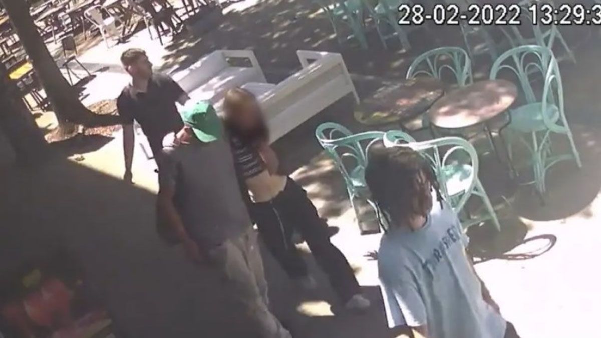 Violación grupal en Palermo: escándalo en el inicio del juicio a los seis jóvenes imputados