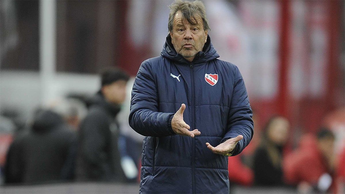 Ricardo Zielinski dejó de ser el entrenador&nbsp; de Independiente.