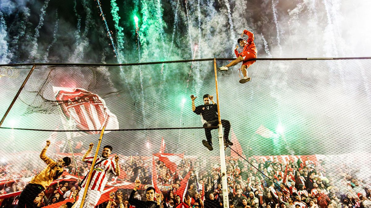 Los chacareros tuvieron una gran convocatoria en el estadio Libertador General San Martín.