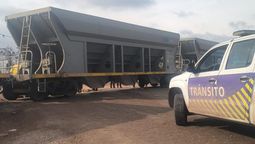 El tren de cargas contra el que chocó la pareja en motocicleta. Fotos: Matías Pascualetti/Radio Nihuil