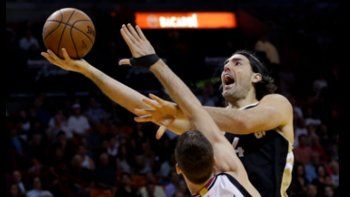 Toronto ganó con un regreso breve de Scola