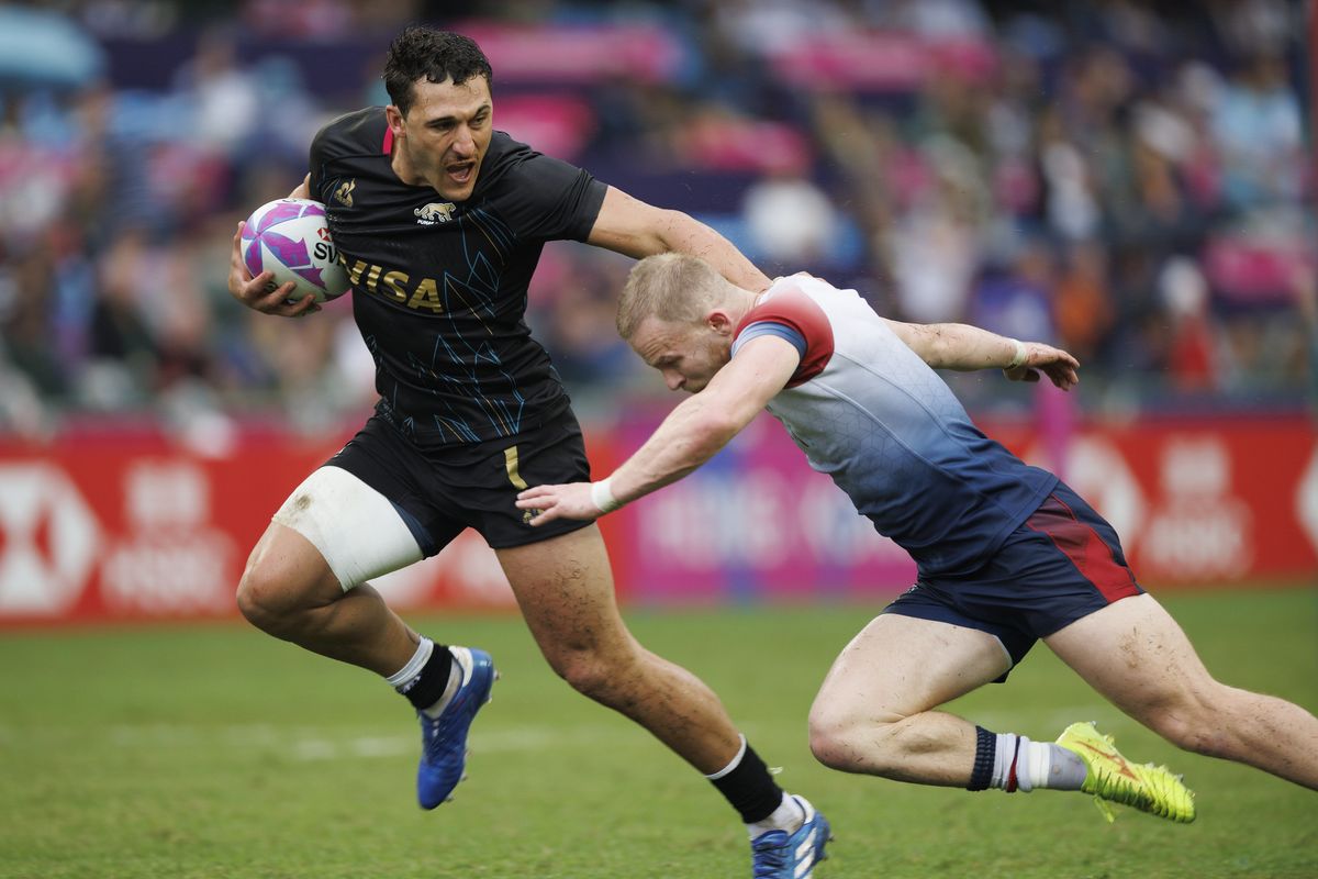 Rodrigo Isgró hizo dos tries para Los Pumas 7s en el estreno de la nueva camiseta alternativa. Rodrigo Isgró hizo dos tries para Los Pumas 7s en el estreno de la nueva camiseta alternativa.