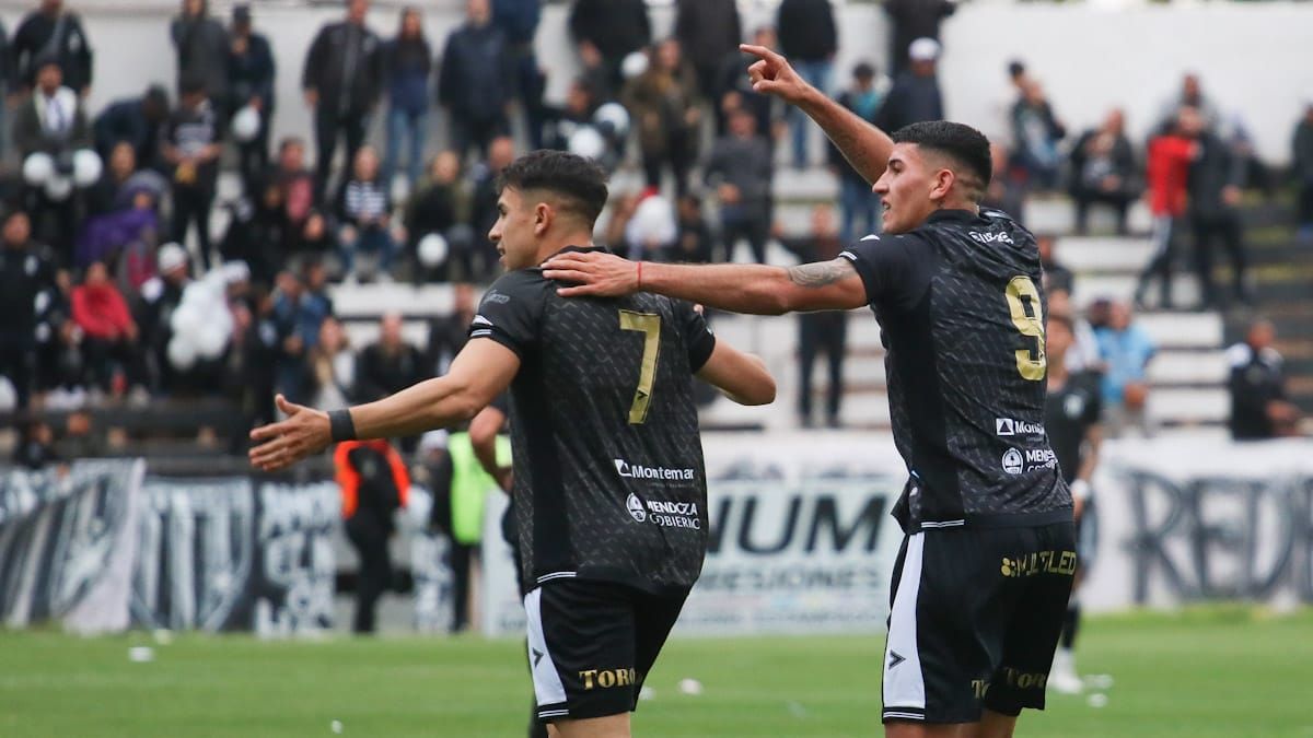 El gol de Galeano fue un desahogo para los hinchas del Lobo