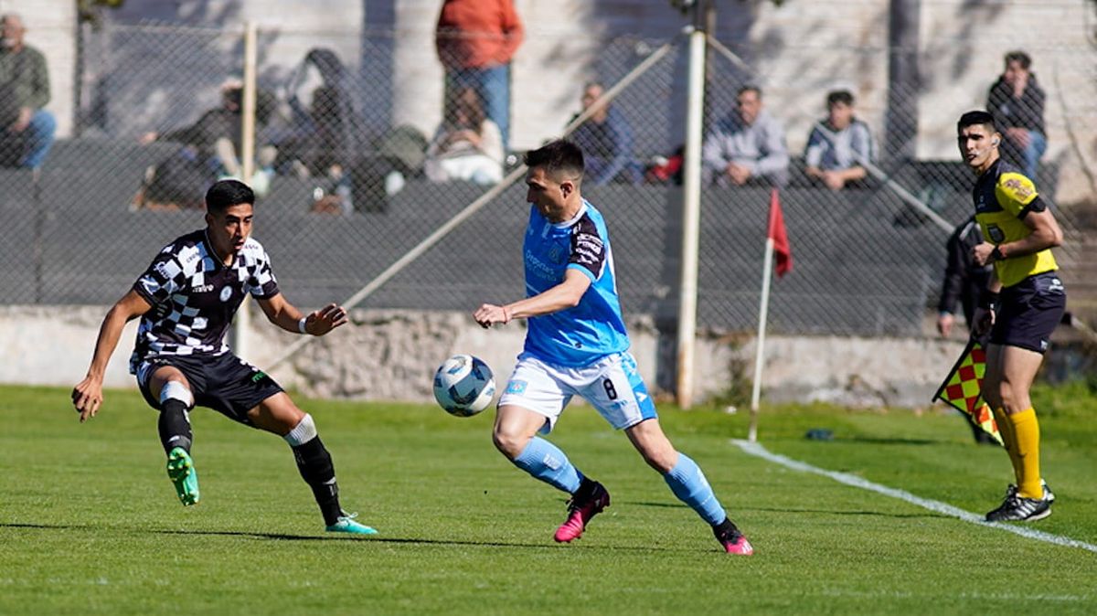 Gimnasia y Esgrima empató 0 a 0 ante Estudiantes de Río Cuarto. Foto: Axel Lloret/UNO. 