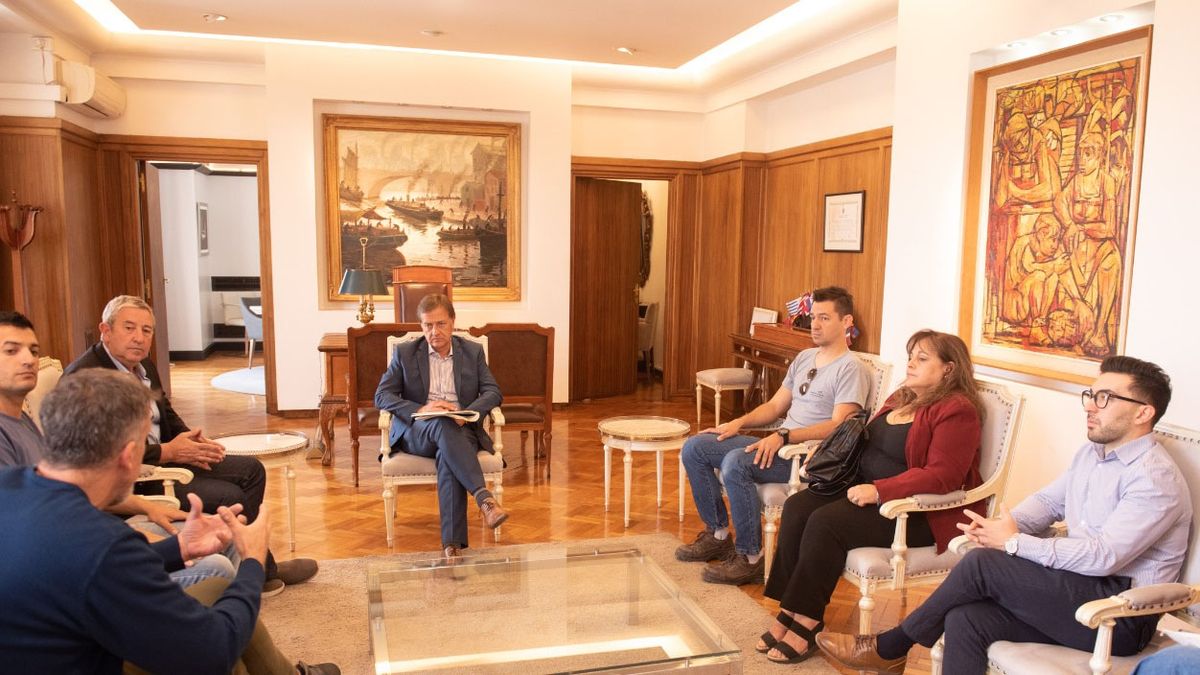 El gobernador Rodolfo Suarez escuchó los problemas que padecen los adjudicatarios de los créditos UVA.