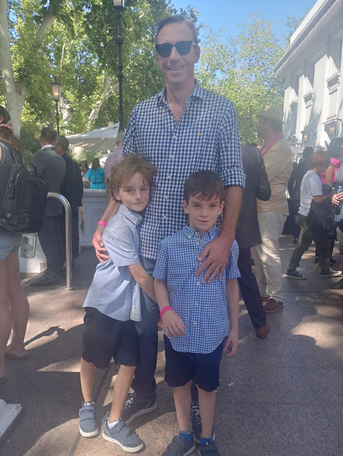 El Flaco Gabrielli estuvo acompañado por sus hijos.