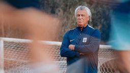 El entrenador habló sobre el incierto futuro de su equipo en el torneo continental.
