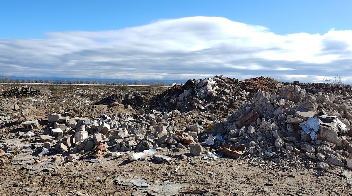 Alicia Cannesa , coordinadora de Gestión Ambiental de Tupungato, aseguró que cuando el centro ambiental comience a funcionar, se va a cerrar el basural a cielo abierto en Villa Bastías. Alicia Cannesa , coordinadora de Gestión Ambiental de Tupungato, aseguró que cuando el centro ambiental comience a funcionar, se va a cerrar el basural a cielo abierto en Villa Bastías.