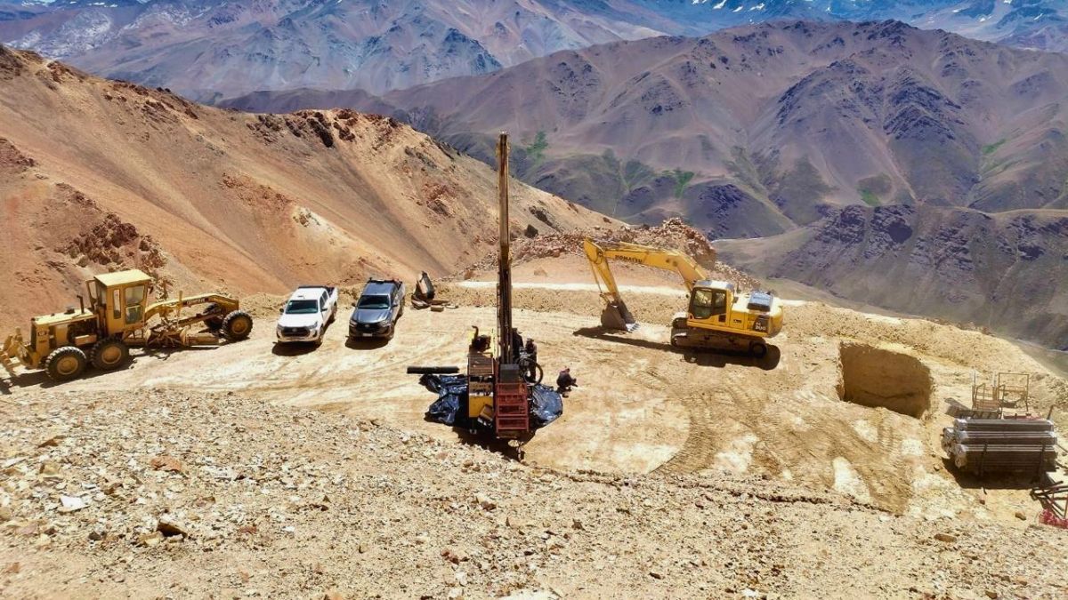 Campamento instalado en Malargüe. La minera Kobrea empezó los trabajos de exploración en El Perdido.