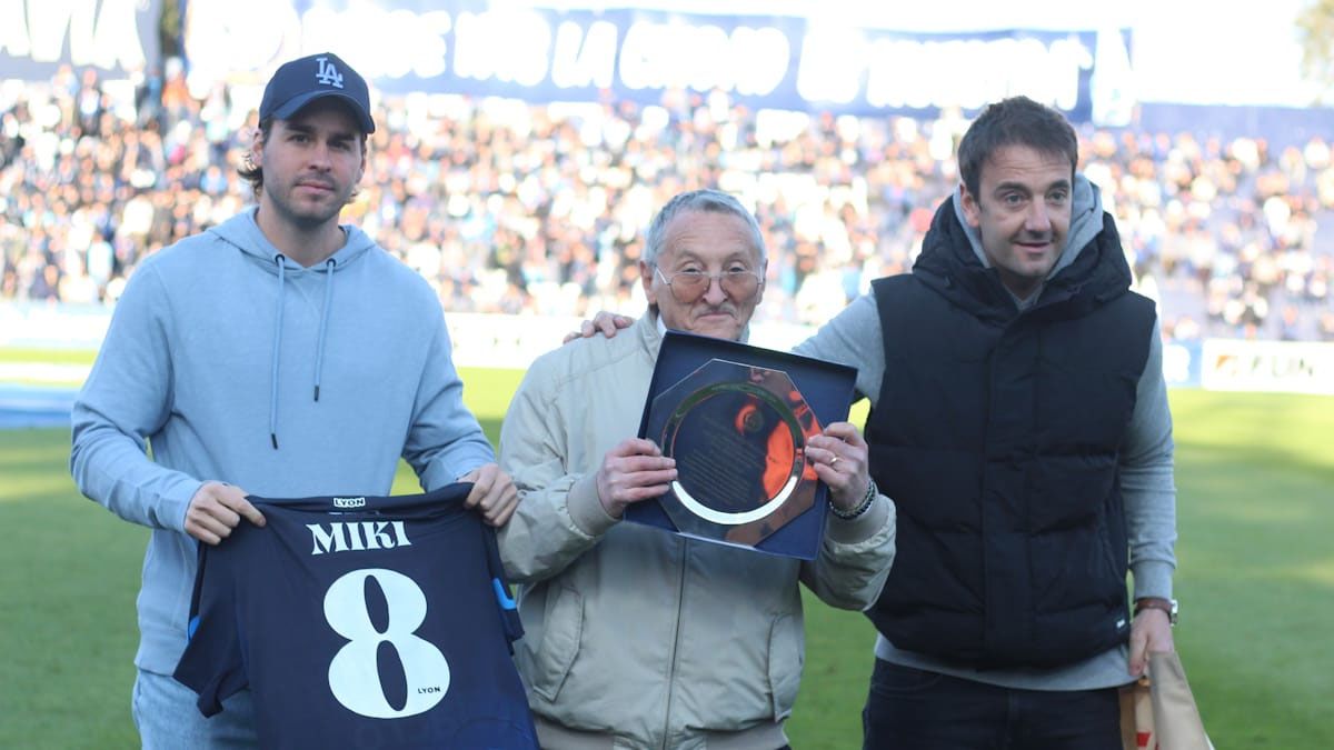 Independiente Rivadavia le dio un reconocimiento a Micky en el Gargantini.