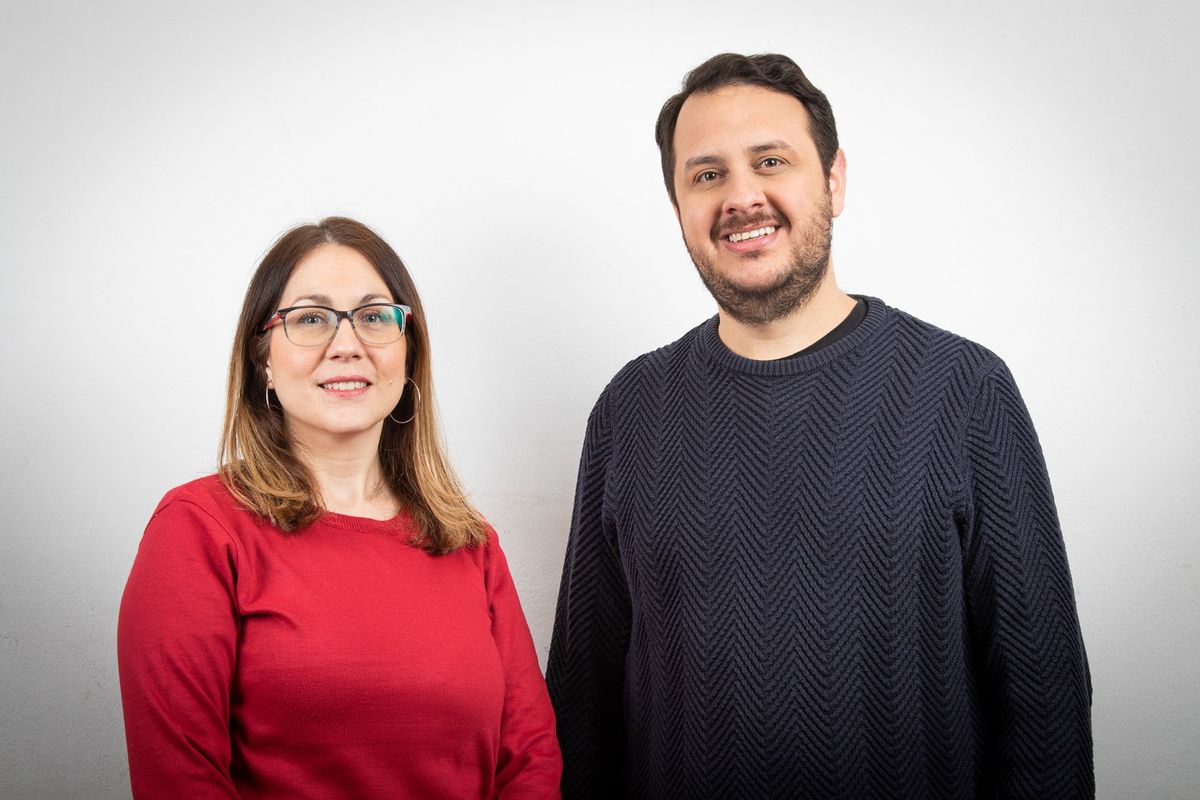 Lautaro Jimenez con Laura Espeche, que fue candidata diputada nacional por el FIT.