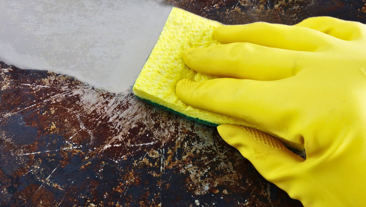 El vinagre tiene propiedades abrasivas y desodorizantes El vinagre tiene propiedades abrasivas y desodorizantes 