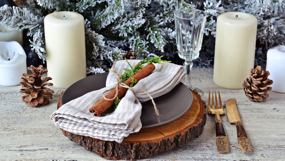 Te enseñamos 3 ideas sencillas para decorar la mesa navideña con cosas que tienes en casa
