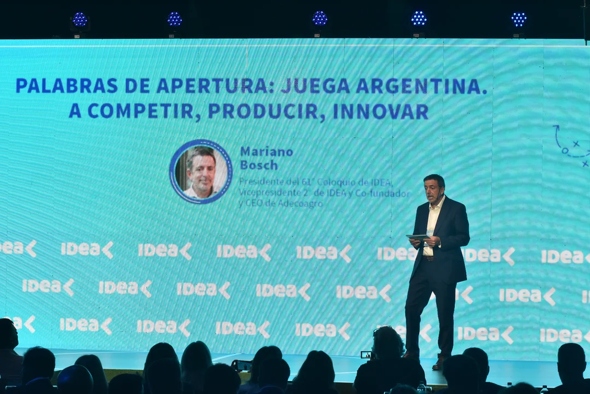 El presidente del 61° Coloquio IDEA, Mariano Bosch, en la apertura del evento que reúne a cientos de empresarios y se realiza en Mardel