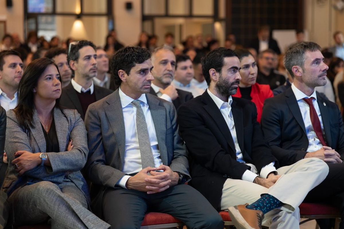 Marité Baduí, Natalio Mema, Víctor Fayad e Ignacio Lamothe (del CFI). Marité Baduí, Natalio Mema, Víctor Fayad e Ignacio Lamothe (del CFI).