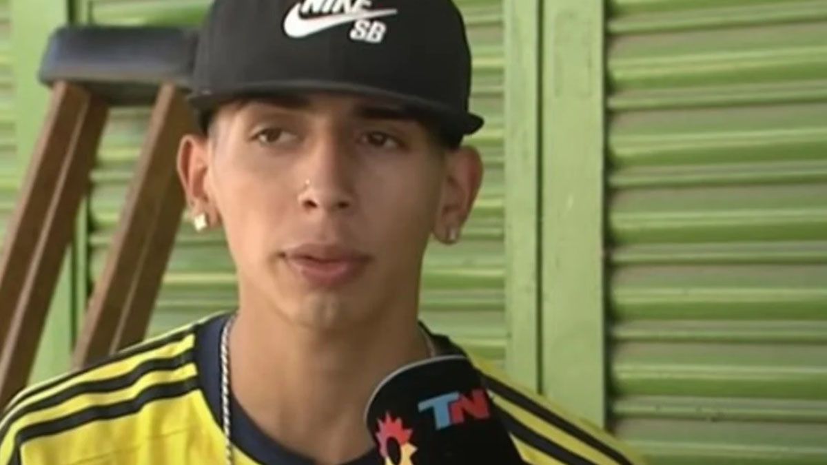 Leonardo Pinto, el joven de 18 años que recibió un disparo en una de sus piernas, y tras ser operado quedó fuera de peligro
