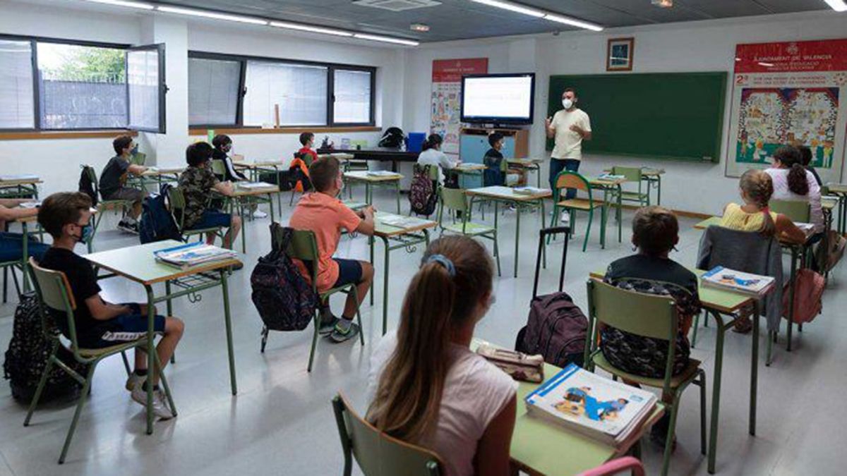 Francia cerró más de 80 escuelas en los primeros 15 días
