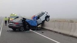 El accidente que sufrió la nena se cobró lq vida de su abuela, el marido de esta y el conductor del otro vehículo. Mientras su primita aún sigue grave. El accidente que sufrió la nena se cobró lq vida de su abuela, el marido de esta y el conductor del otro vehículo. Mientras su primita aún sigue grave.