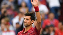 Djokovic avanzó a cuartos de final en Shanghai