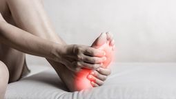 Tus pies dicen mucho sobre tu salud: síntomas de que algo no está bien