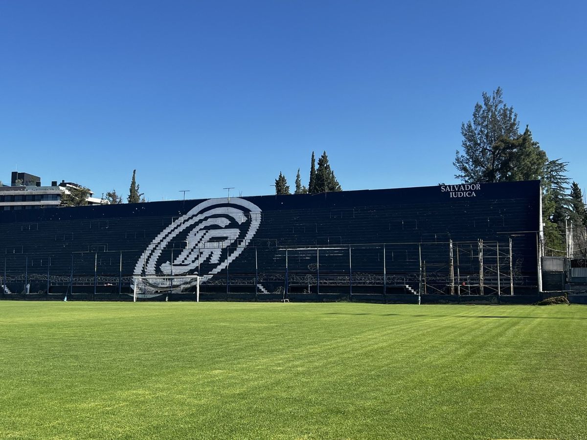 La cancha de la Lepra está impecable para el partido que Independiente Rivadavia jugará con Motre de Santiago del Estero.