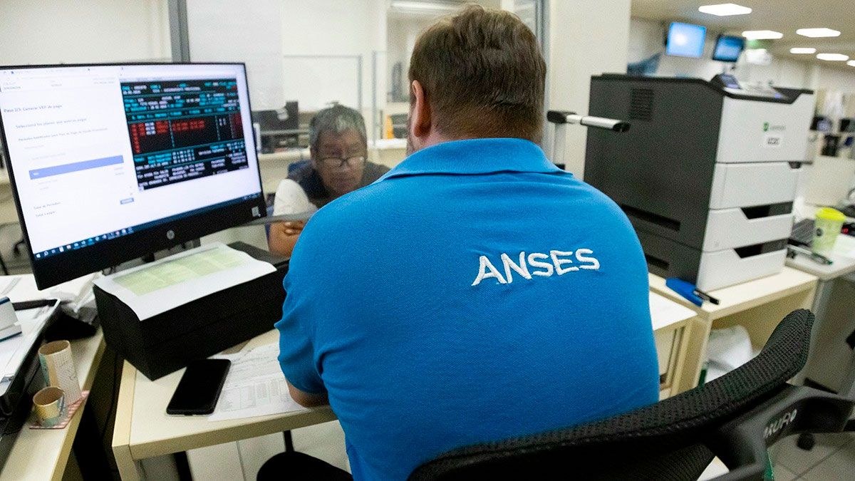 ANSES y Milei confirmaron que un grupo de beneficiarios va a cobrar más de $318.000 en junio