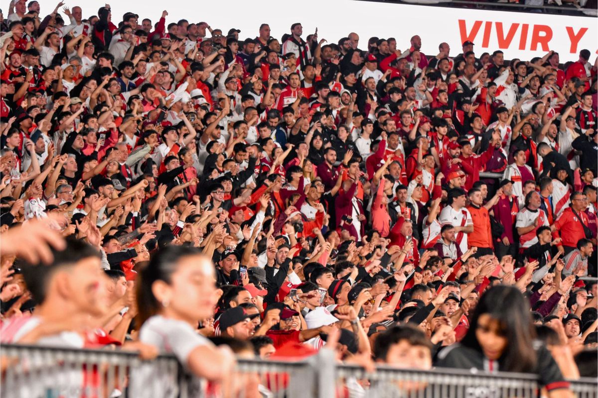 El Monumental tuvo un marco espectacular.
